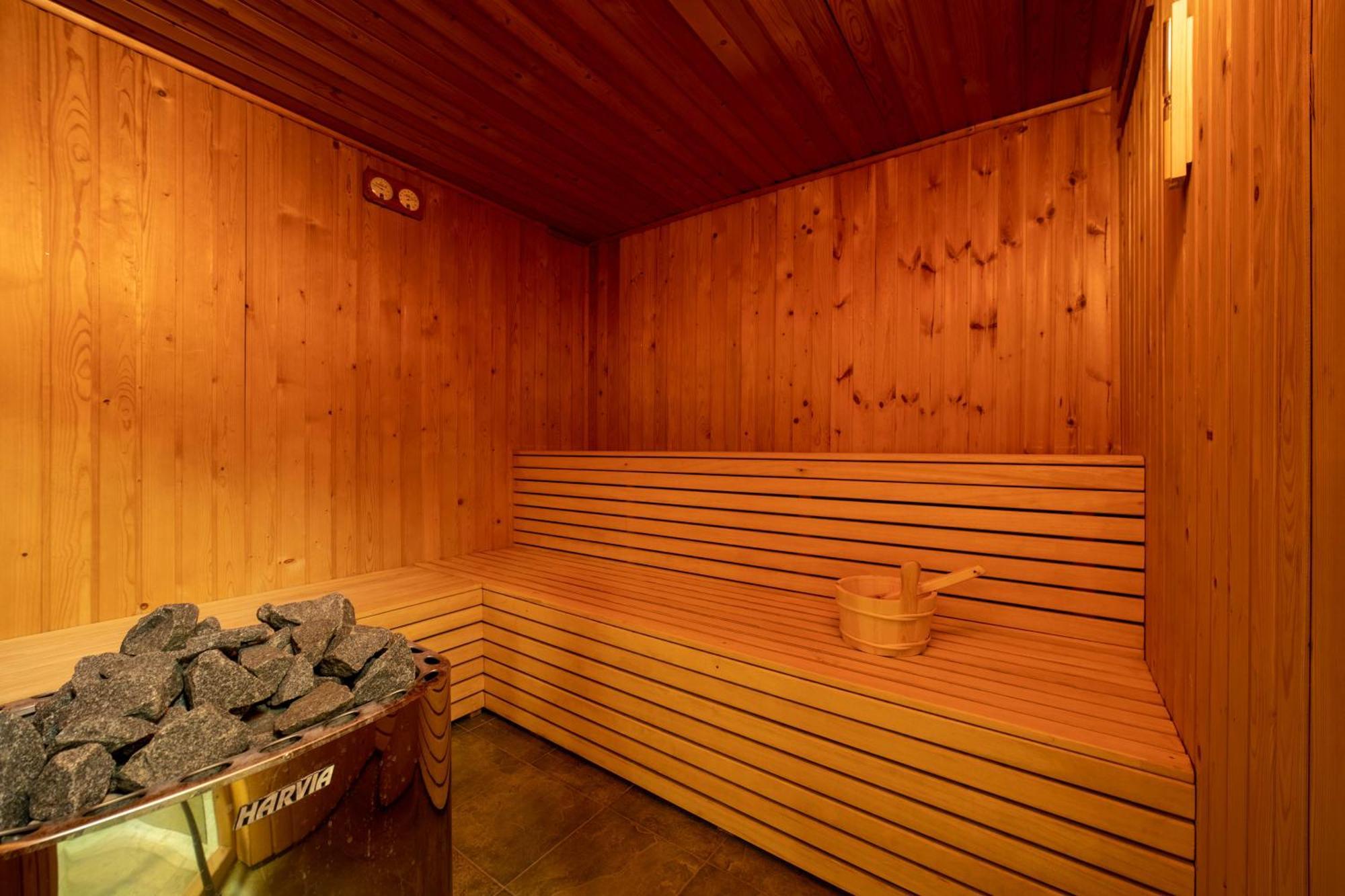 Hotel Liptov Holiday *** Liptovsky Trnovec Luaran gambar