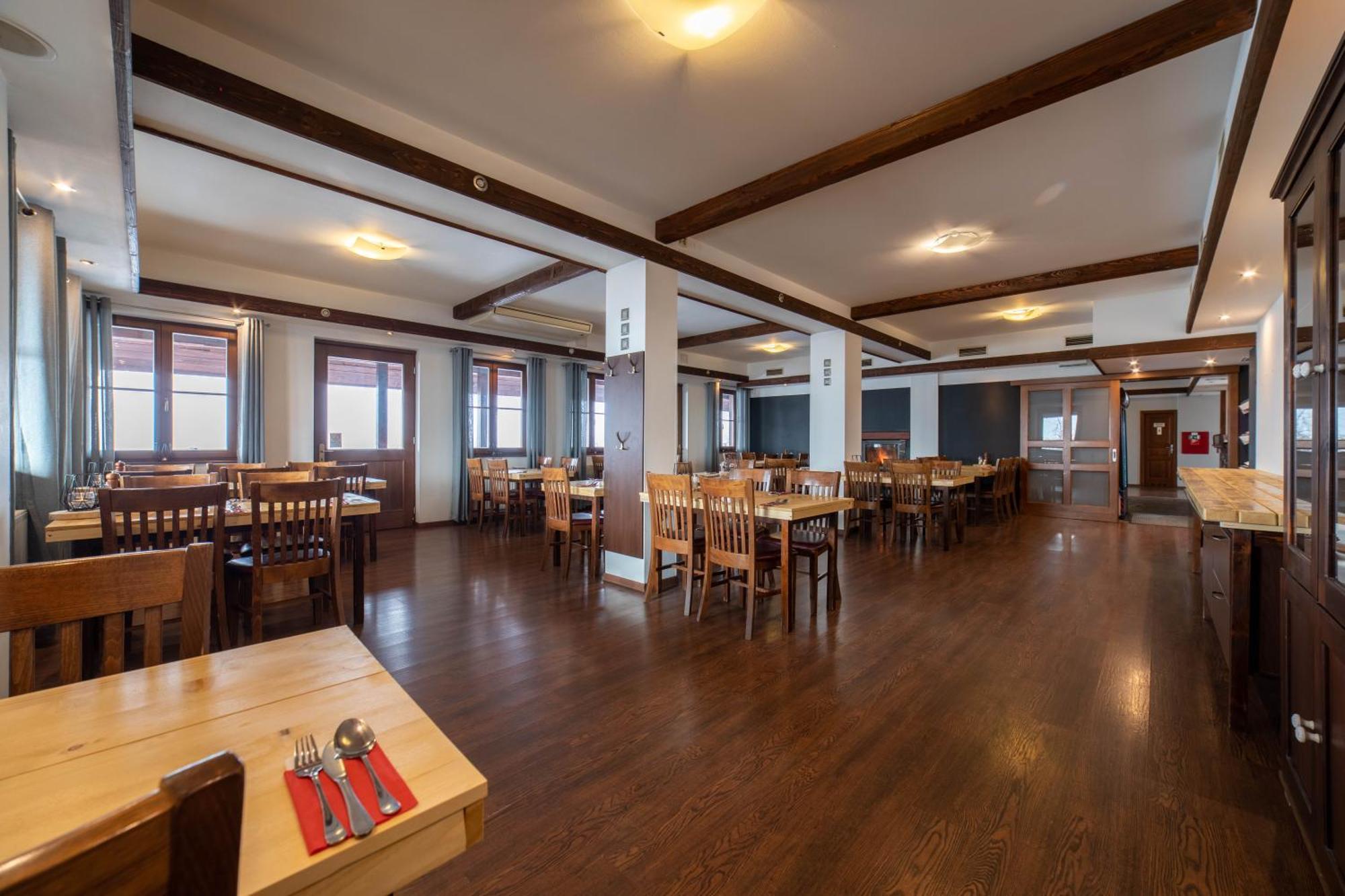Hotel Liptov Holiday *** Liptovsky Trnovec Luaran gambar
